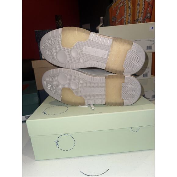 Off-White Out Of Office \'Grey White\' low-top leather sneakers Brand New! Size 43 main image 5